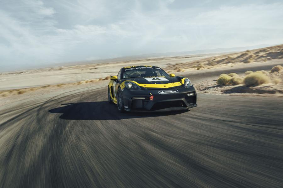  Porsche 718 Cayman GT4 Clubsport (982C) 2019 года  (фото 20 из 48)